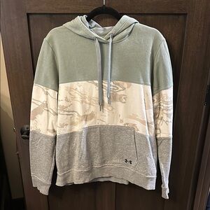 Under Armour Green and Cream Sweater with Color-Block Design